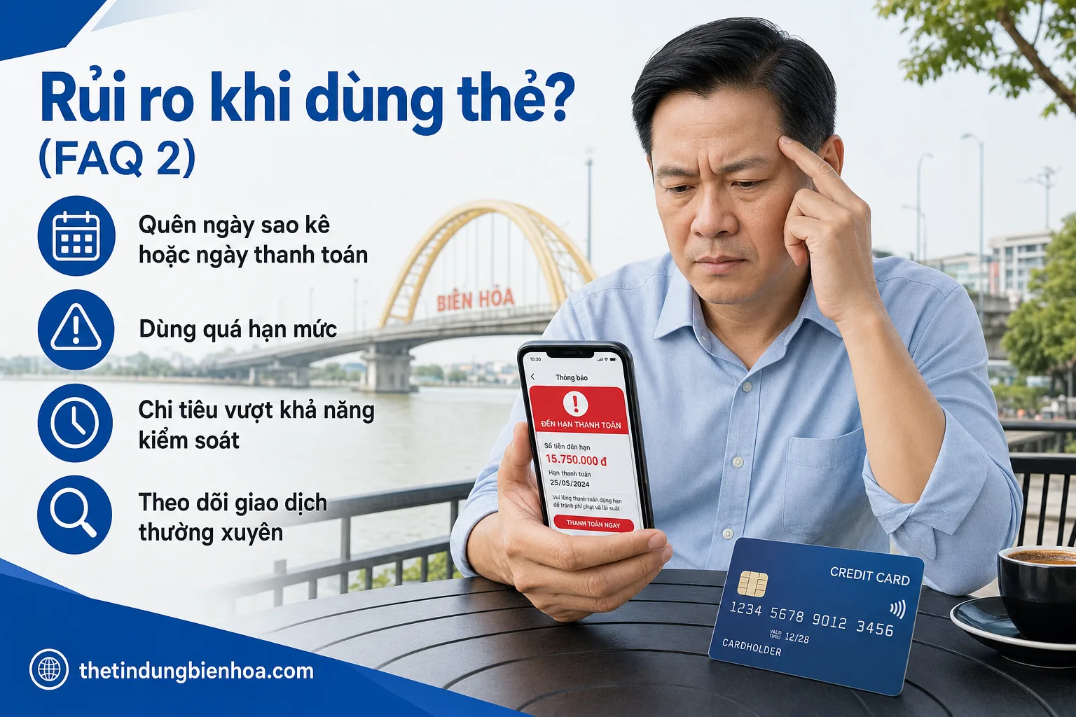 Nhân viên tư vấn giải đáp thắc mắc về thẻ tín dụng Biên Hòa